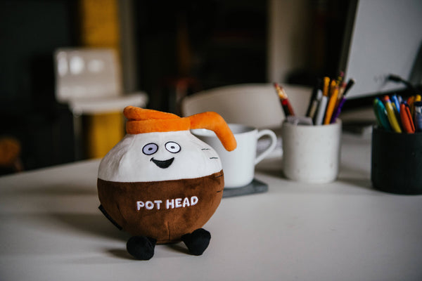 Punchkins “Pot Head” – sjov kaffekande-plushie