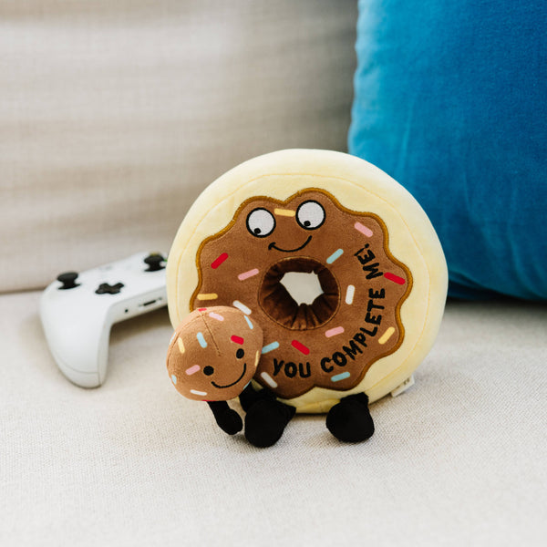 Punchkins donut-plushie – “You Complete Me” – sjov gave med humor